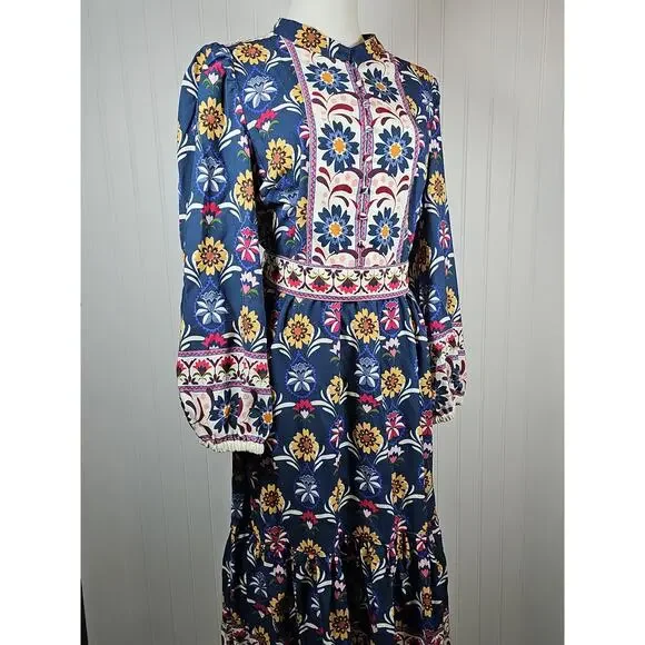 Untuckit Flora Dress Women's Size M EUC Cottage Bohemian Navy Floral - Picture 1 of 13